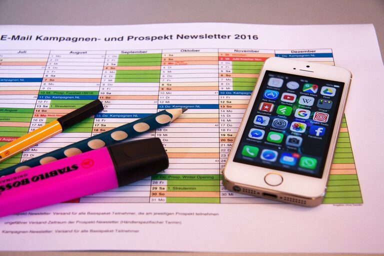 How to Declutter Your Digital Life: Simple Steps for a Clearer Mind